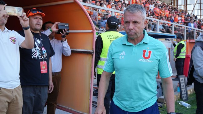 Gustavo Alvarez: Miro la tabla, pero mi objetivo es que el equipo juegue mejor