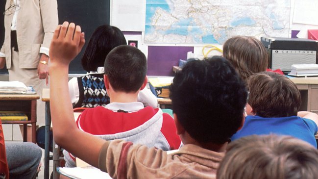 González lidera: Estos son los 100 apellidos más inscritos en Chile en la última década