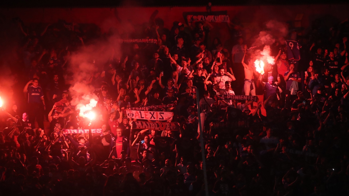 Juez reportó agresión de hinchas de la U a jugador de Unión Española