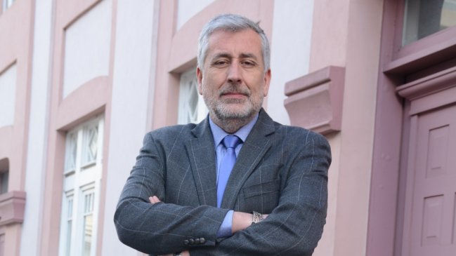 En medio de su crisis económica, renunció el rector de la Universidad Austral