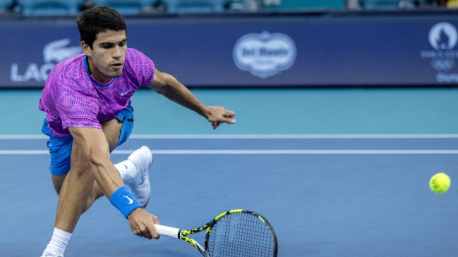 Carlos Alcaraz se bajó de Montecarlo por lesión