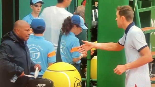 Jarry se enfureció con el juez de silla: 