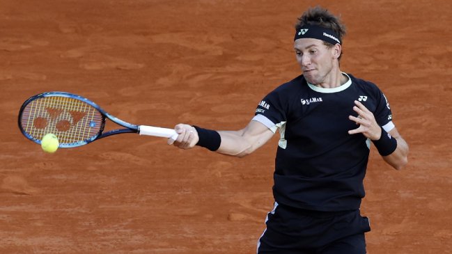 Casper Ruud impuso su ley en Montecarlo ante Hurkacz
