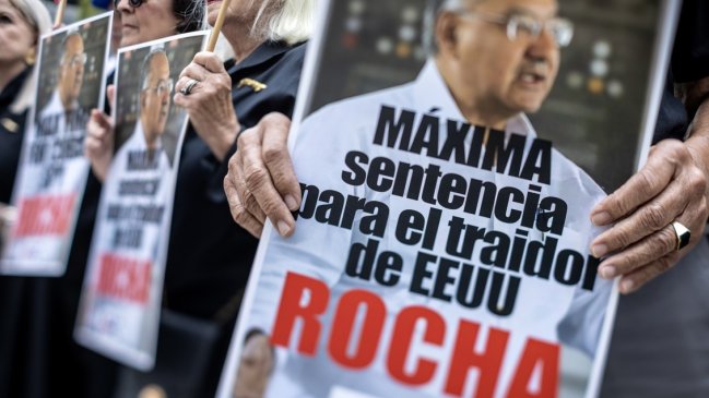 Exembajador de EEUU fue sentenciado a 15 años de cárcel por espiar para Cuba