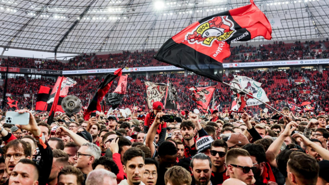   [VIDEOS] Bayer Leverkusen celebró con todo su primera estrella en la Bundesliga 