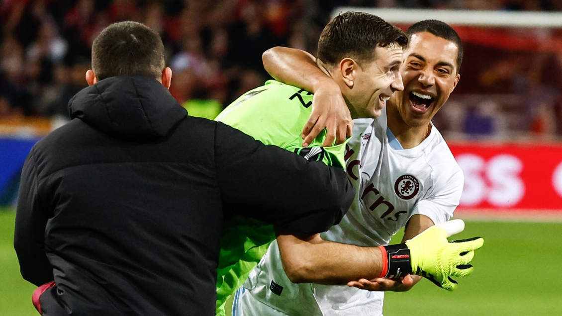 Los cruces para las semifinales en la Conference League europea