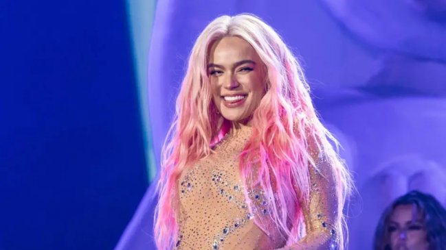 Karol G en Chile en 2024: Confirman a artista telonero para los tres shows