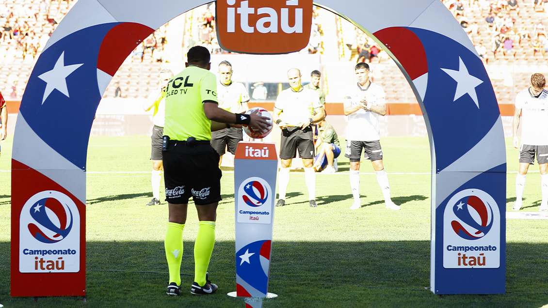 ¿Quién arbitra el clásico entre Universidad Católica y Colo Colo?