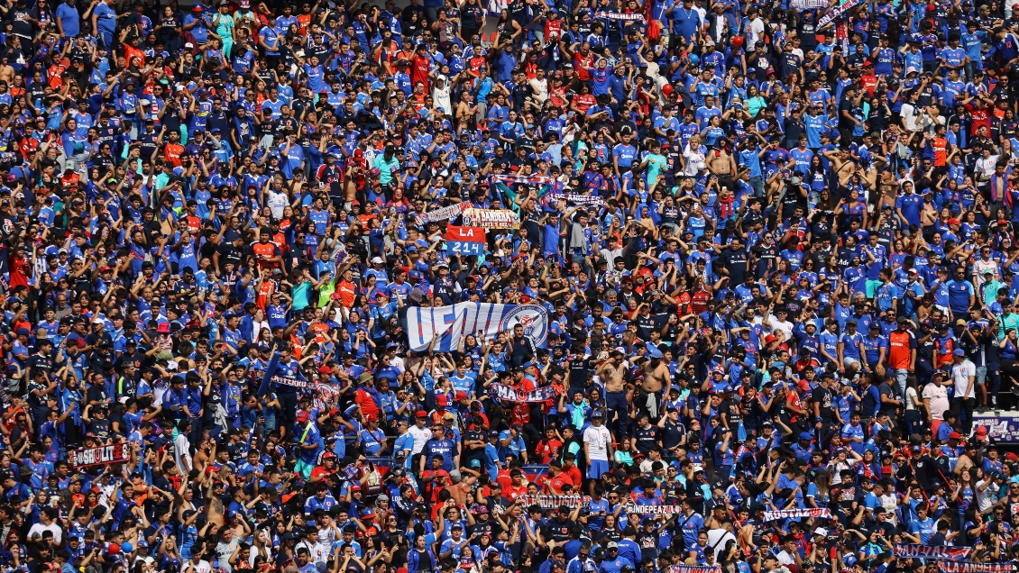 Hinchas de la U llamaron a sumarse a minuto de silencio por víctimas del pueblo palestino