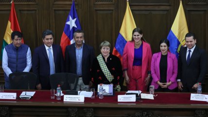   Parlamento Andino entregó su máximo reconocimiento a Michelle Bachelet 