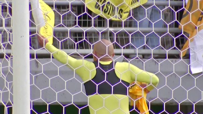 El gran gesto de Humberto Suazo que emocionó a un pequeño hincha