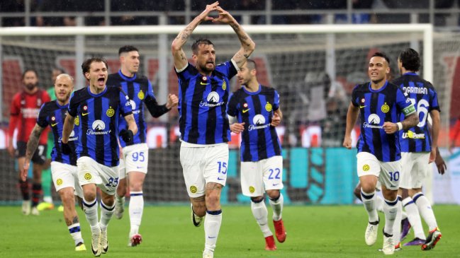   Alexis celebró desde el banco el título de Inter con triunfo sobre AC Milan 