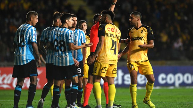   Coquimbo Unido cayó con polémica ante Racing en la Copa Sudamericana 