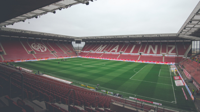 Encontraron una bomba de la Segunda Guerra Mundial en el estadio de Mainz