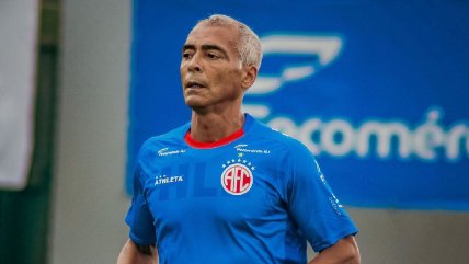   [VIDEO] Romario volvió a entrenar a sus 58 años y jugará profesionalmente junto a su hijo 