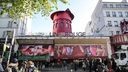   El emblemático Moulin Rouge pierde sus aspas 