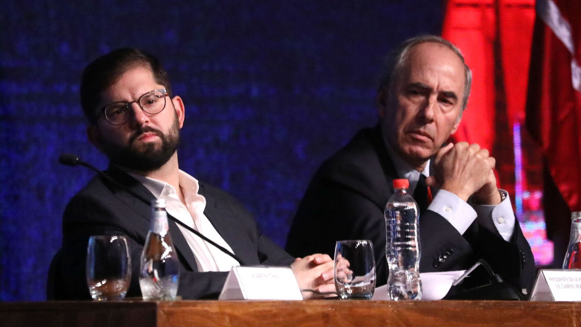 Mewes responde analogía de Boric: Hay que continuar el partido y poner la pelota al piso