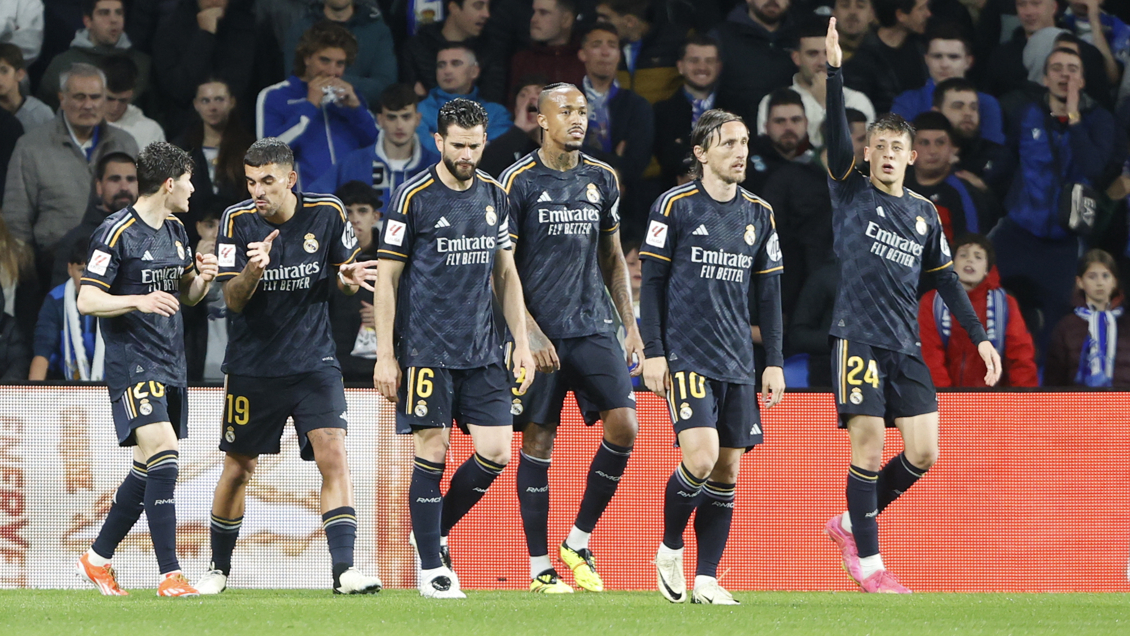 Real Madrid se encaminó al título en España tras vencer a Real Sociedad