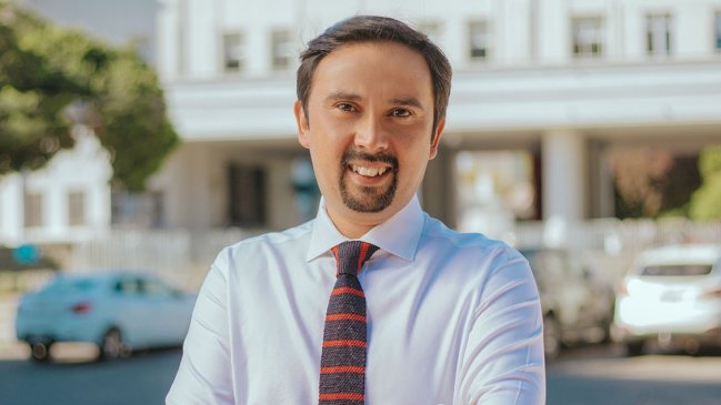 Fiscalía incautó celular del gobernador de Ñuble por caso ProCultura