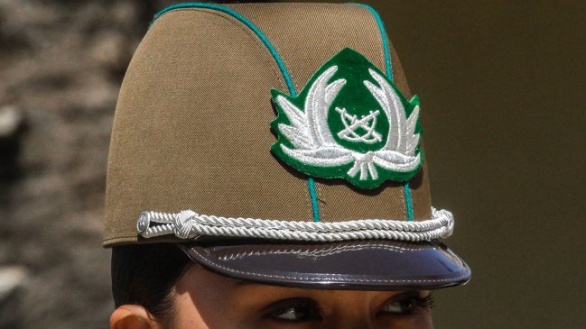 Mineduc entregó orientaciones a colegios para homenajear a Carabineros