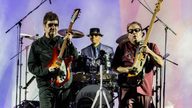 Fallas técnicas empañaron el regreso de Los Tres en Movistar Arena