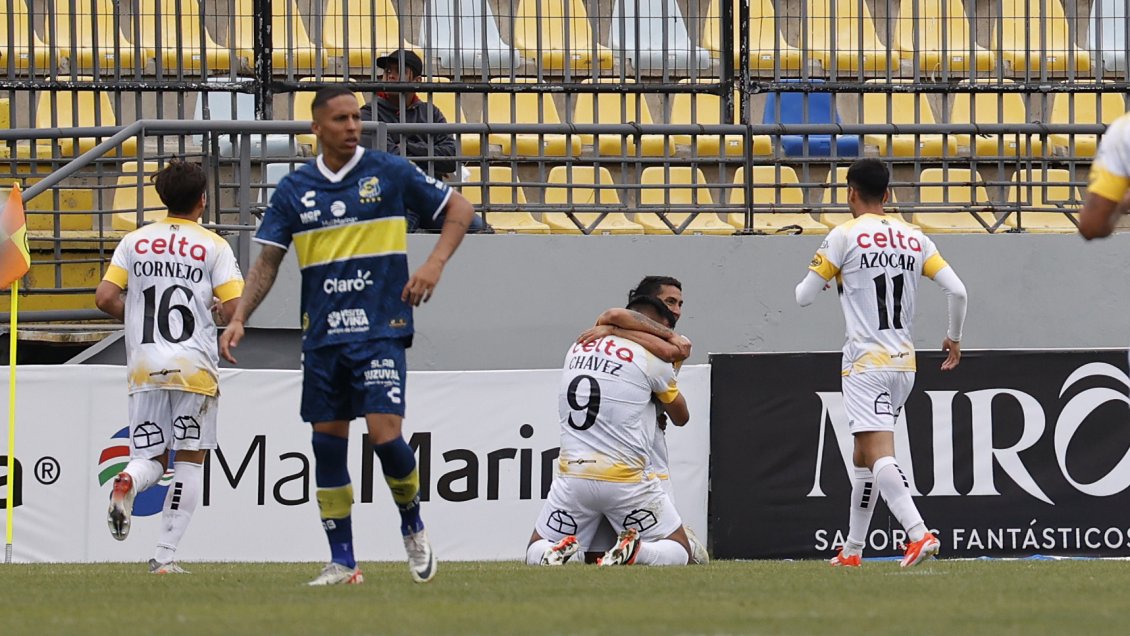 Coquimbo Unido doblegó a Everton y trepó a la parte alta del Campeonato