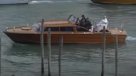 El papa Francisco cruzó en lancha el Gran Canal de Venecia