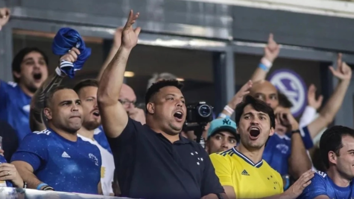 Ronaldo vendió sus acciones de Cruzeiro a magnate brasileño