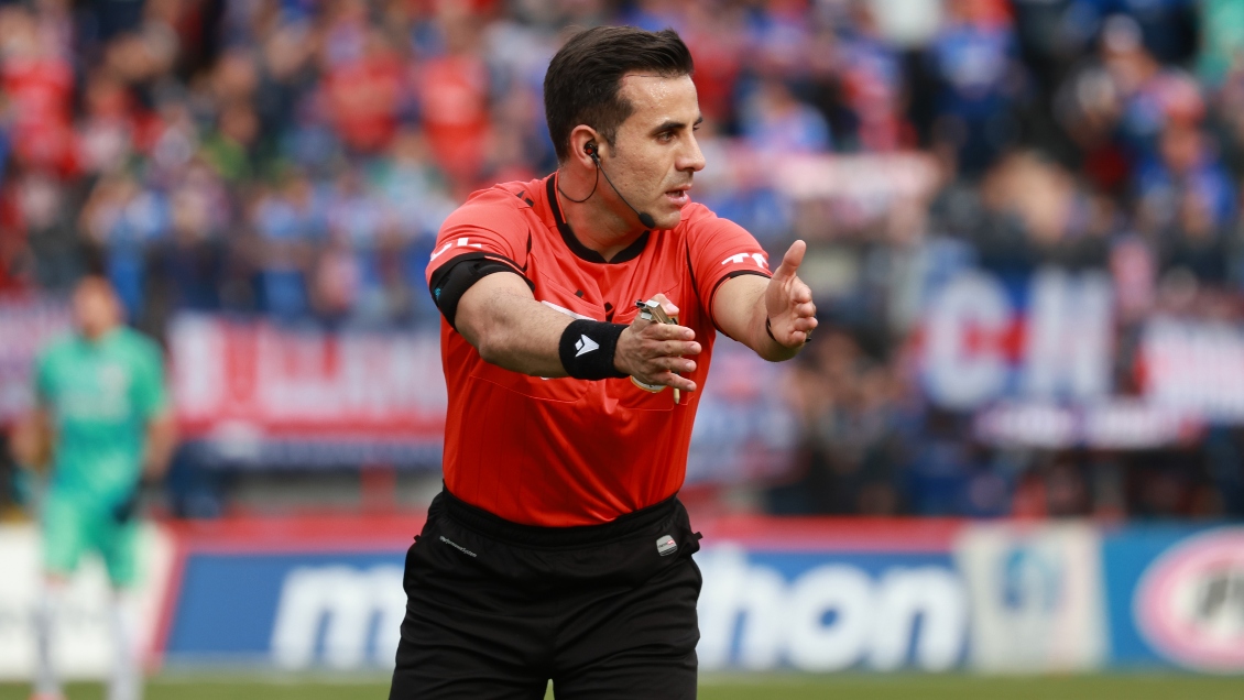 Roberto Tobar avaló decisión de Piero Maza en mano de Marcelo Díaz