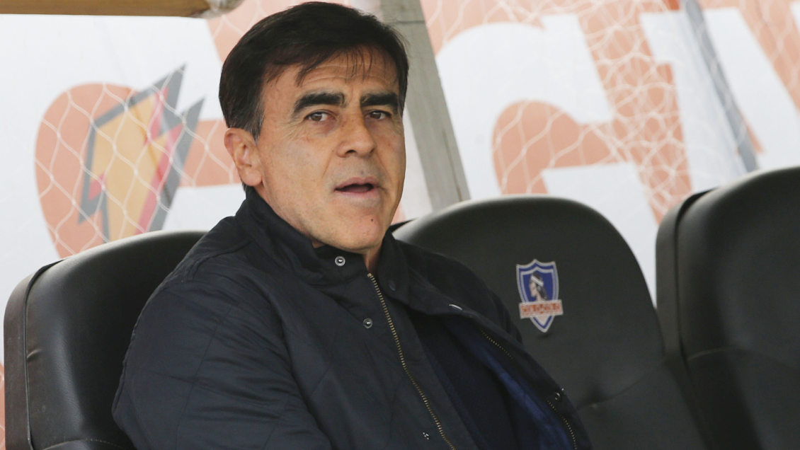 Quinteros: Si Colo Colo hubiese querido competir internacionalmente, me habría gustado quedarme