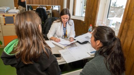   Más de 2.500 atenciones médicas se entregaron en el archipiélago Juan Fernández 