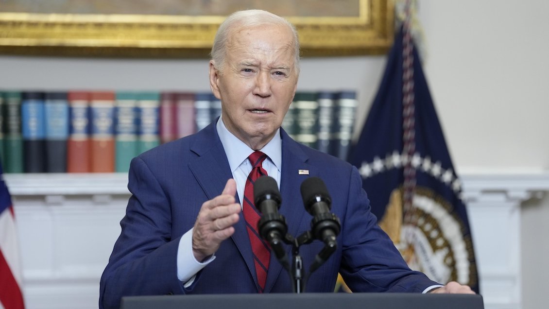 Biden condena la violencia en las protestas universitarias contra la guerra en Gaza