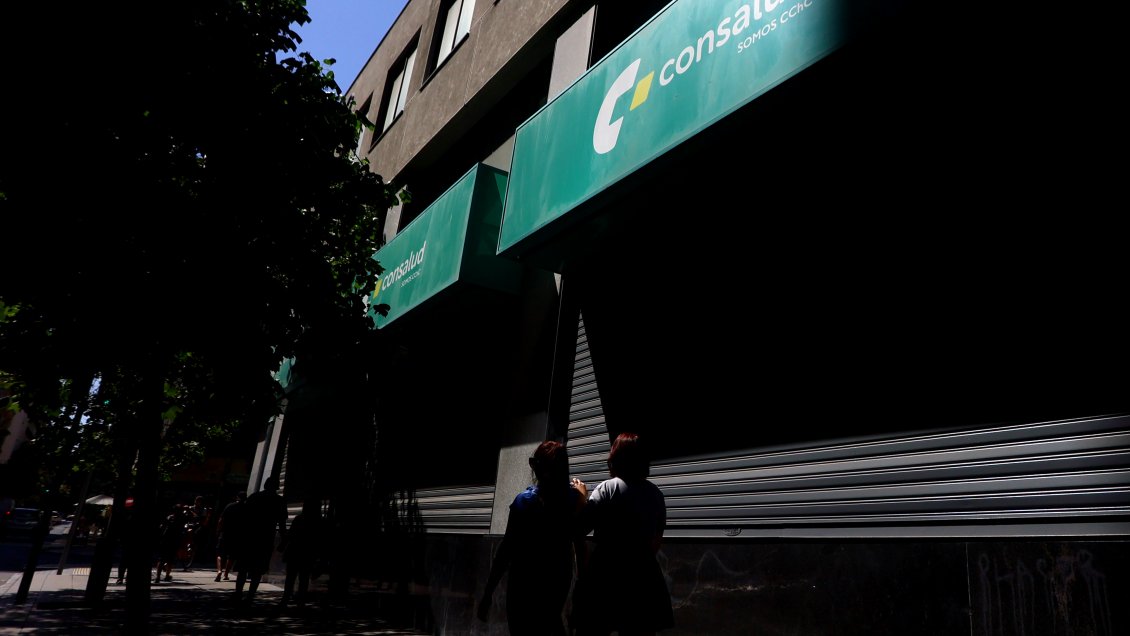 Oposición rechazará ley corta de isapres si no da 