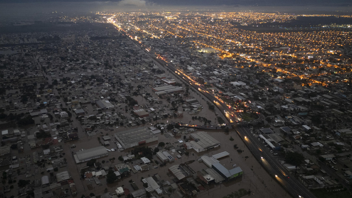 Brasil reporta 56 muertos y 74 desaparecidos por lluvias