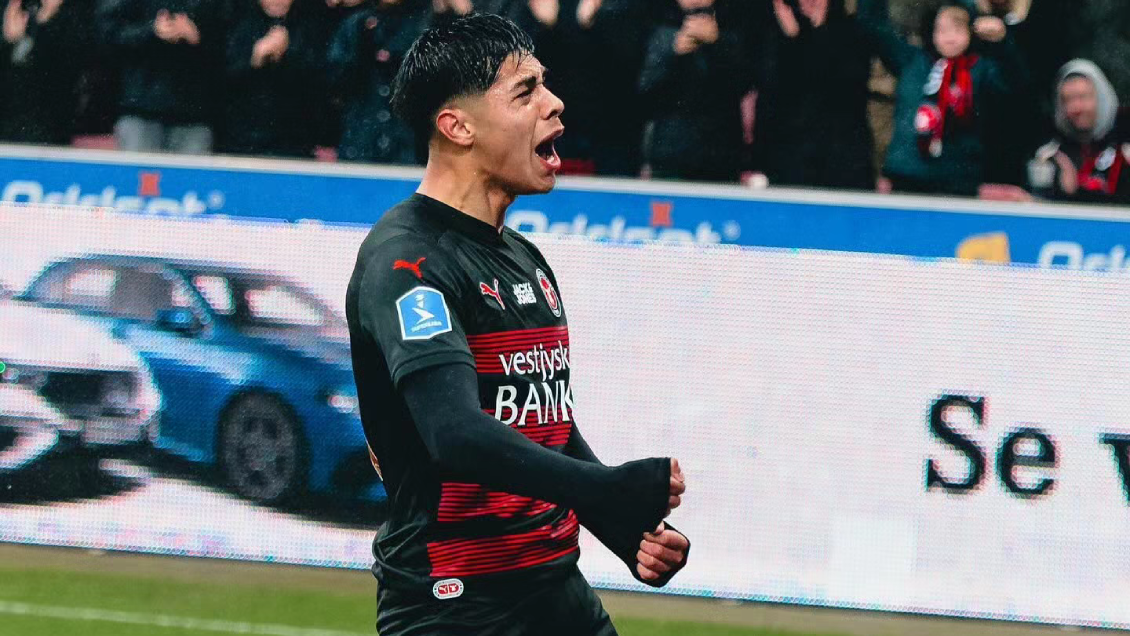 [VIDEO] Contra letal: Darío Osorio volvió a brillar con un golazo para Midtjylland