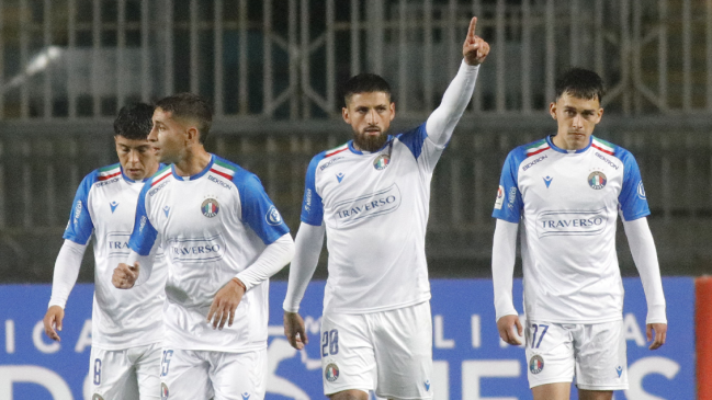 Audax Italiano le propinó una paliza a O'Higgins en el cierre de la undécima fecha