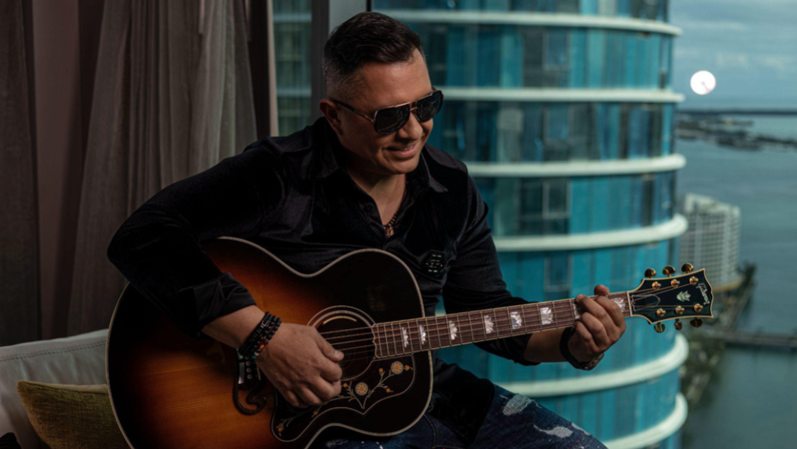 Astor Torres en Chile: Hará homenaje a su padre Álvaro Torres