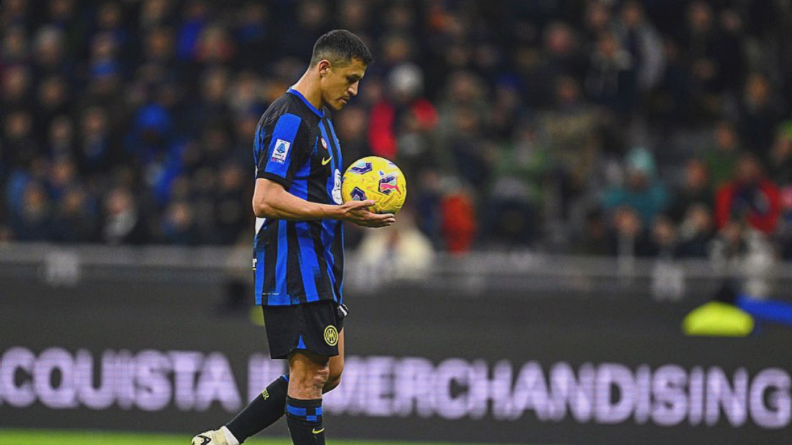 Emblemático club italiano se sumó a los interesados por Alexis Sánchez