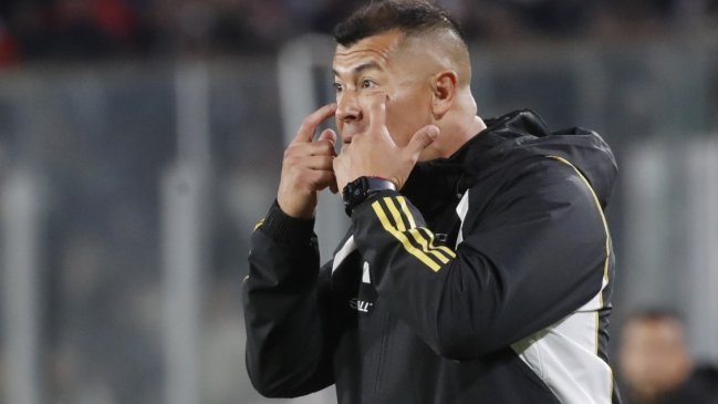 Jorge Almirón adelantó quién reemplazará a Leonardo Gil ante Fluminense