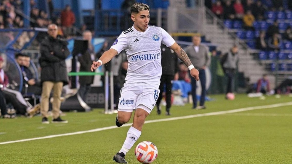 FC Orenburg confirmó la compra de Jordhy Thompson a Colo Colo