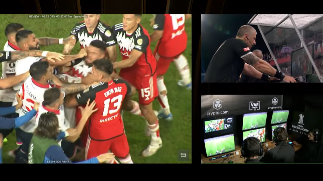 [VIDEOS] La revisión del VAR y la reacción de Demichelis al puñetazo contra Paulo Díaz