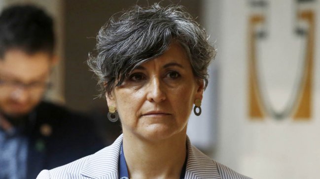 Ministra de Salud descarta perdonazo en ley corta de isapres: Está la deuda completa