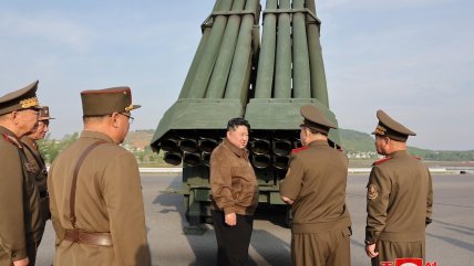 Corea del Norte dice que desplegará un nuevo lanzacohetes múltiple este año