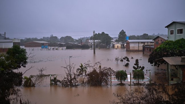 Clubes brasileños pidieron suspender temporalmente el torneo por las inundaciones