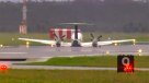 Hábil piloto logró aterrizar avioneta pese a no contar con ruedas