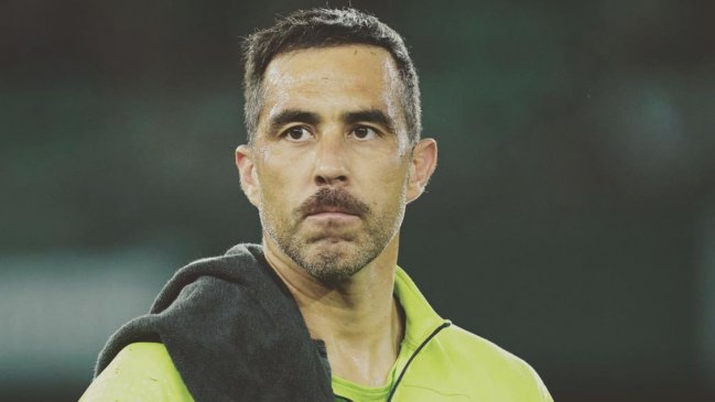 Claudio Bravo confirmó el fin de su paso por Real Betis