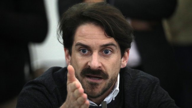 Winter: Mucha gente va a migrar de las isapres a Fonasa, que salió fortalecido