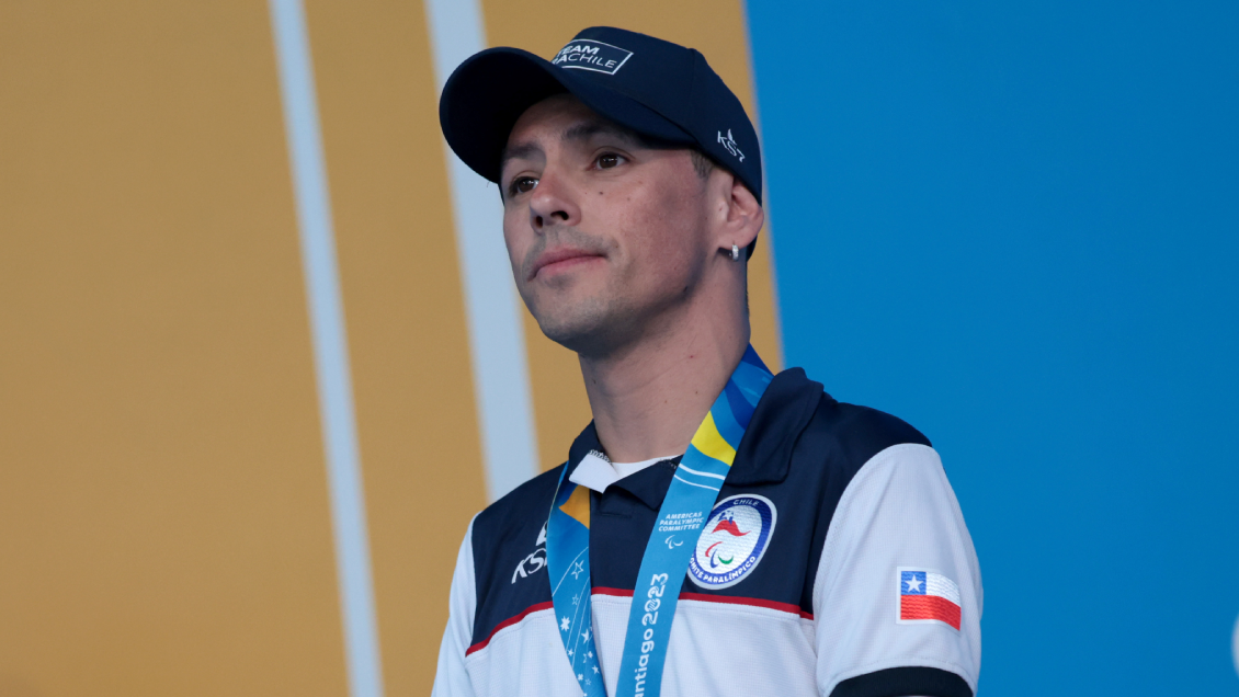 Nadador paralímpico Alberto Abarza sufrió millonario robo en su casa en Maipú