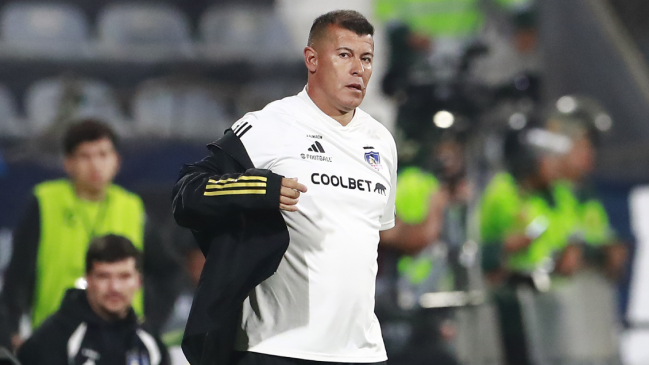 Almirón: Los jugadores entendieron el planteamiento, pero nos movimos mal