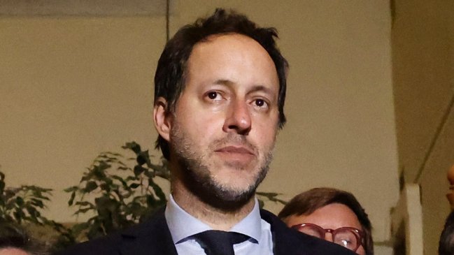 Caso bencina: Diputado Urruticoechea devolvió siete millones a la Cámara